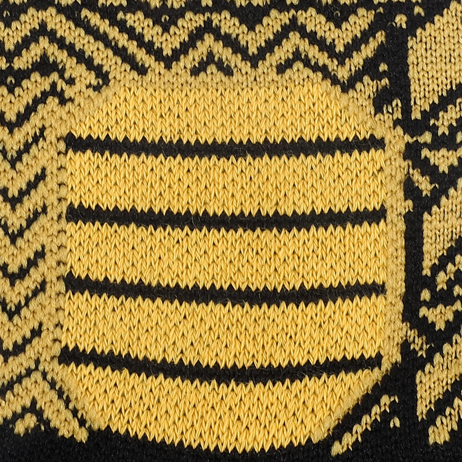 

1Pair Breathable Mid Calf Sports Socks Thickened Cushion Impact Absorption Fast Drying for Running Basketball Outdoor Activities