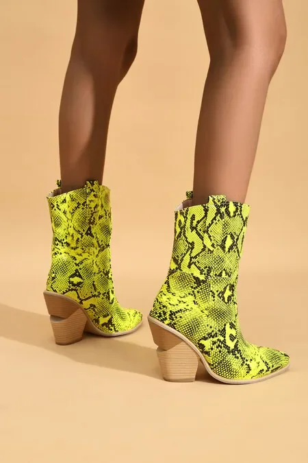 Green Faux Leather Cowboy Ankle Boots for Women Wedge High Heel Boots Chunky Snake Print Western Cowgirl Boots 2024