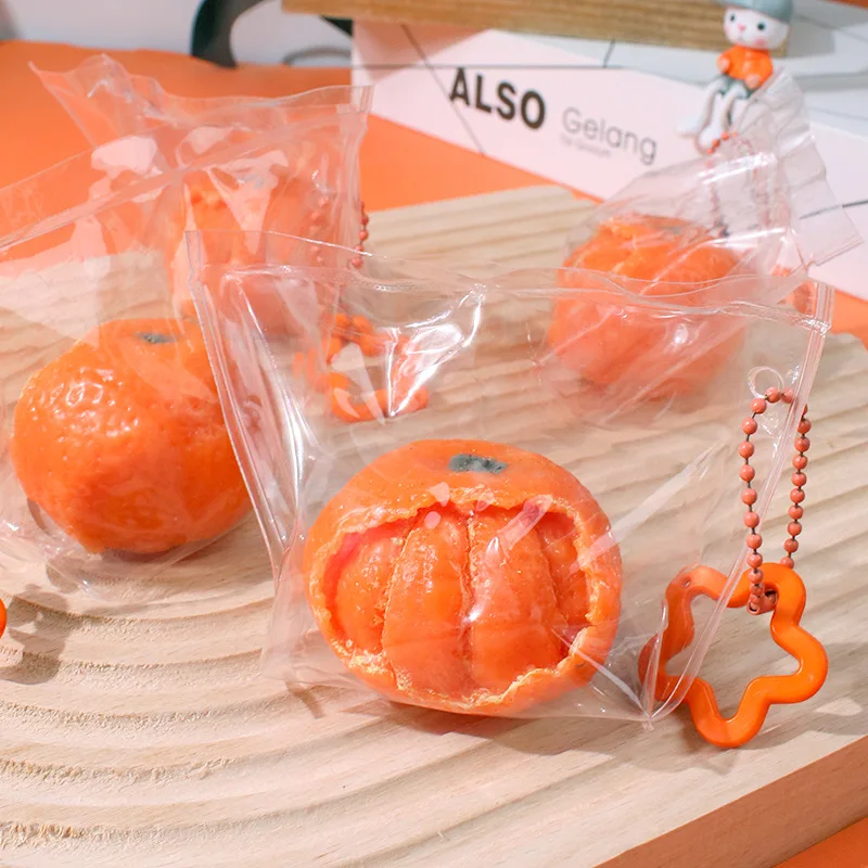 Cute Peeled Orange Fruit Pinch Keychain Squeeze To Relieve Stress, Rebound, And Release Yellow Tangerines