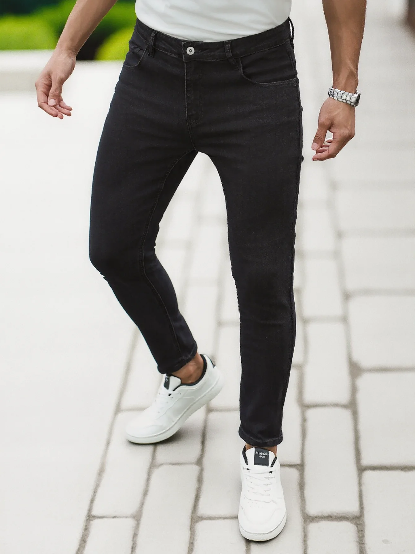 Men's Slim Fit Stretch Denim Jeans - Classic Black Washed Skinny Pants with Side Seam Detail