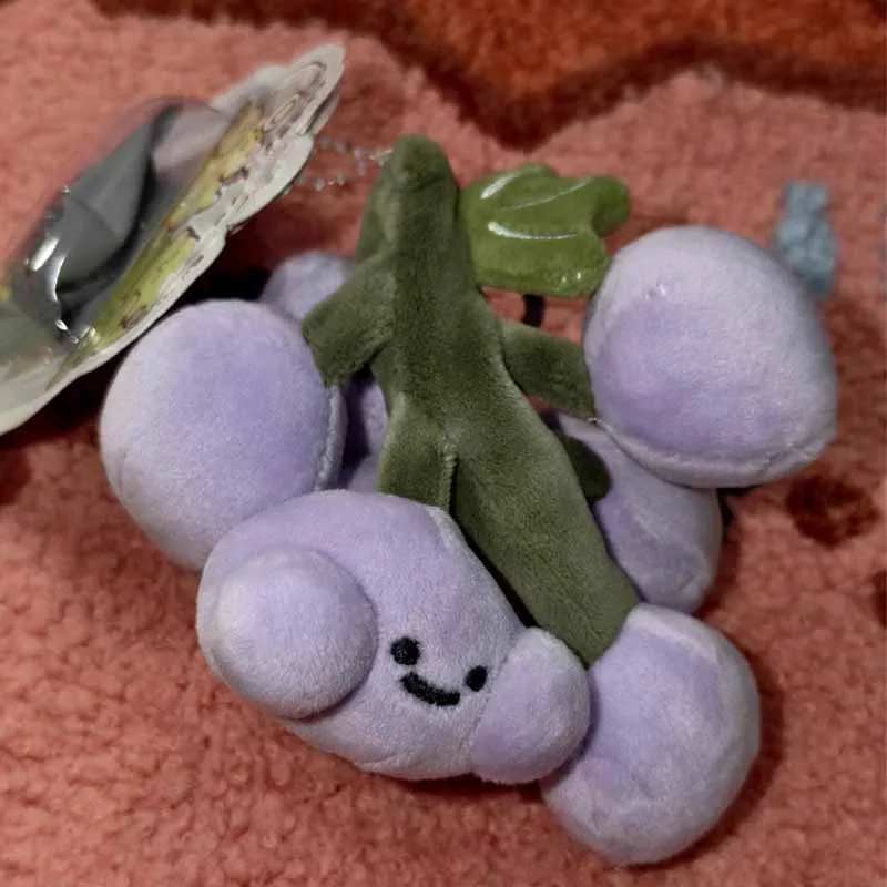 Logaloga かわいいフルーツぬいぐるみ漫画アニメ小さな女性のバックパックキーペンダント装飾ギフトぬいぐるみ動物のおもちゃ