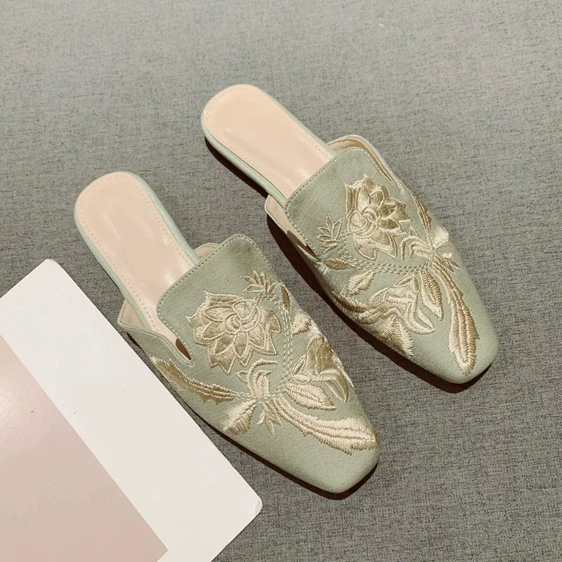Novos Sapatos Femininos 2026:  - Embroidery Designer avaliação e preço