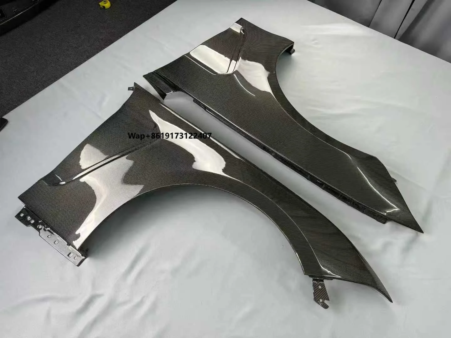 

Carbon Fiber Side Fenders for Mustang GT350 2018-2023 Real Carbon Fiber Side Fender Regular Style .