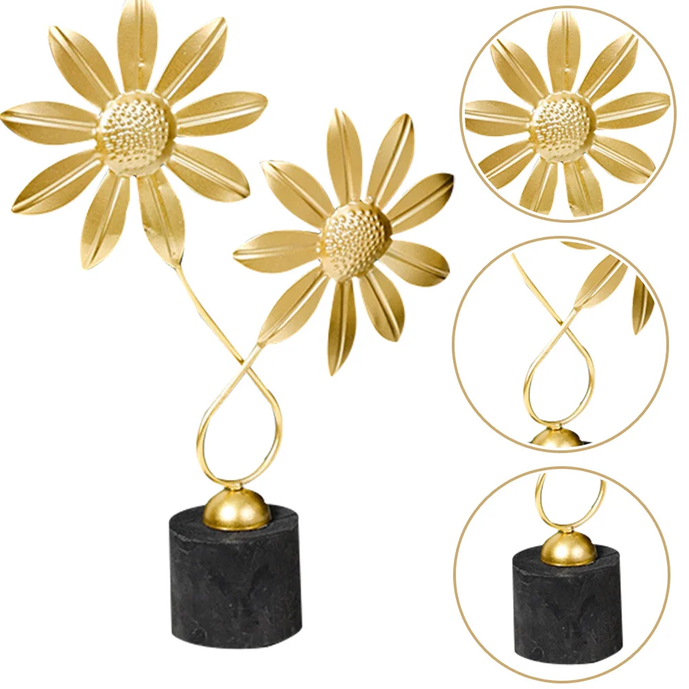 

Iron Art Leaf Ornament Modern Decorative Sculpture for Living Room Entryway Desktop Metal Decor Luxurious Polished Design