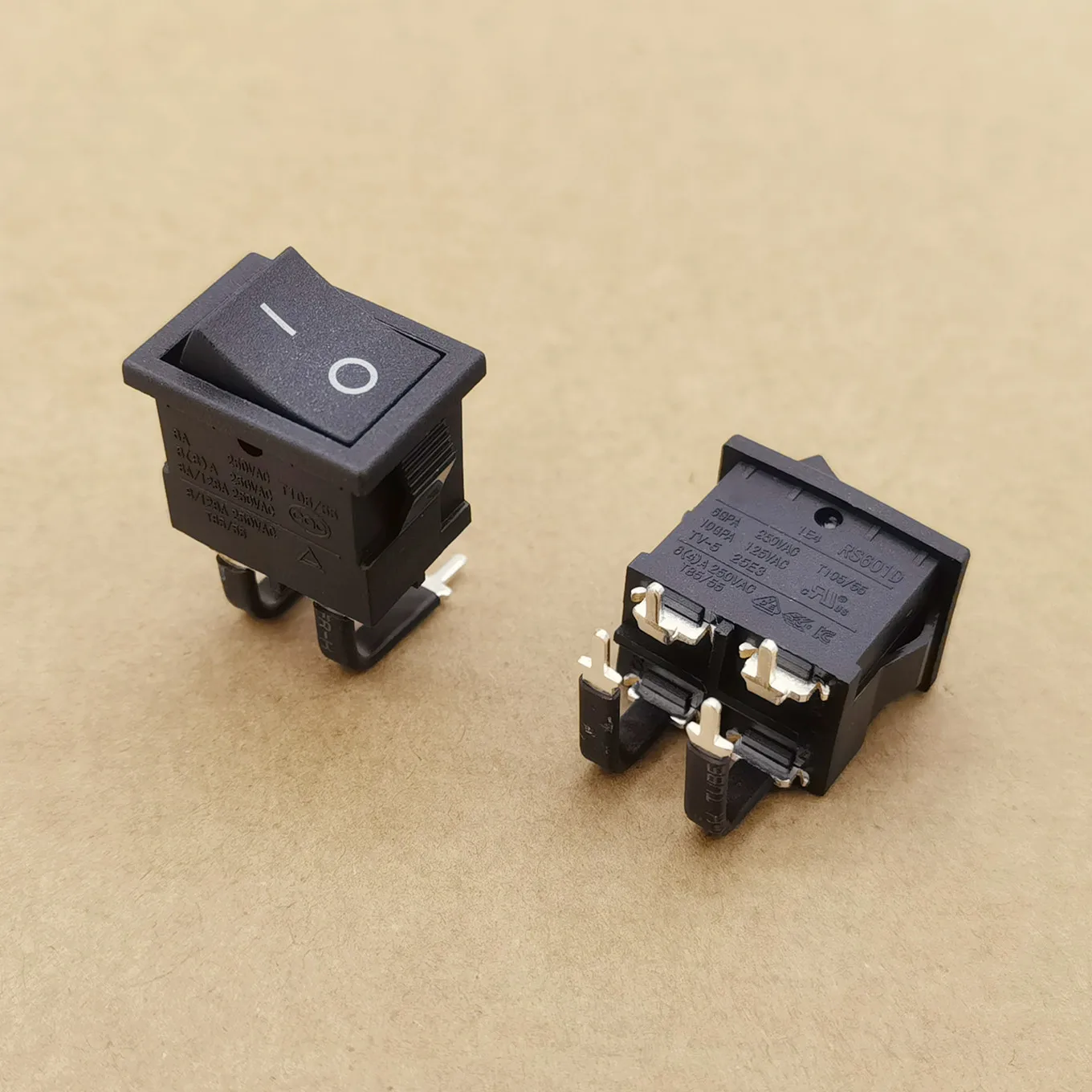 

Original new 100% RS601DB-2010013BB rocker switch RS601D 6A/8A 250VAC copper foot 4pin slant pin