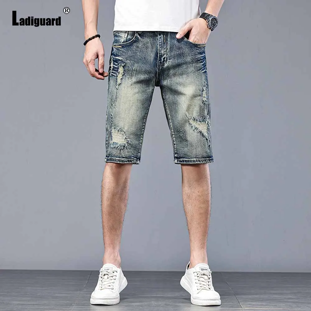 

Sexy Men Ripped Demin Shorts 2023 Kpop Style Fashion Zipper Pocket Demin Half Pants Male Casual Street Demin Grunge Short Jeans