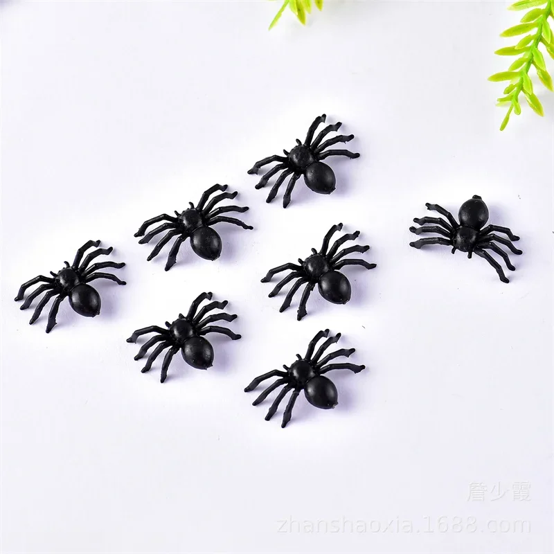 20/50pcs Halloween Spiders Decorations Small Black Plastic Spiders Haunted House Spider Decoration Simulation Tricky Toy