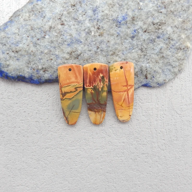 

3 шт. натуральные разноцветные бусины-подвески из яшмы Пикассо для изготовления ювелирных изделий - разные натуральные камни 26x10x3 мм 4,1 г