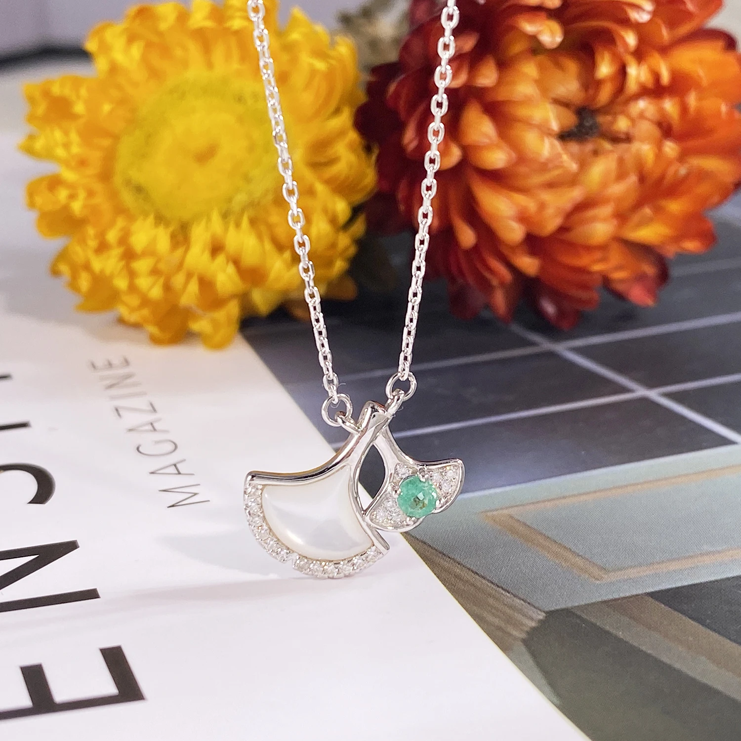 YBO New Trend Sector Fishtail Pendants Natural Emerald White Shell CZ Gemstone Necklaces Women Clavicle Chain 925 Silver Jewelry