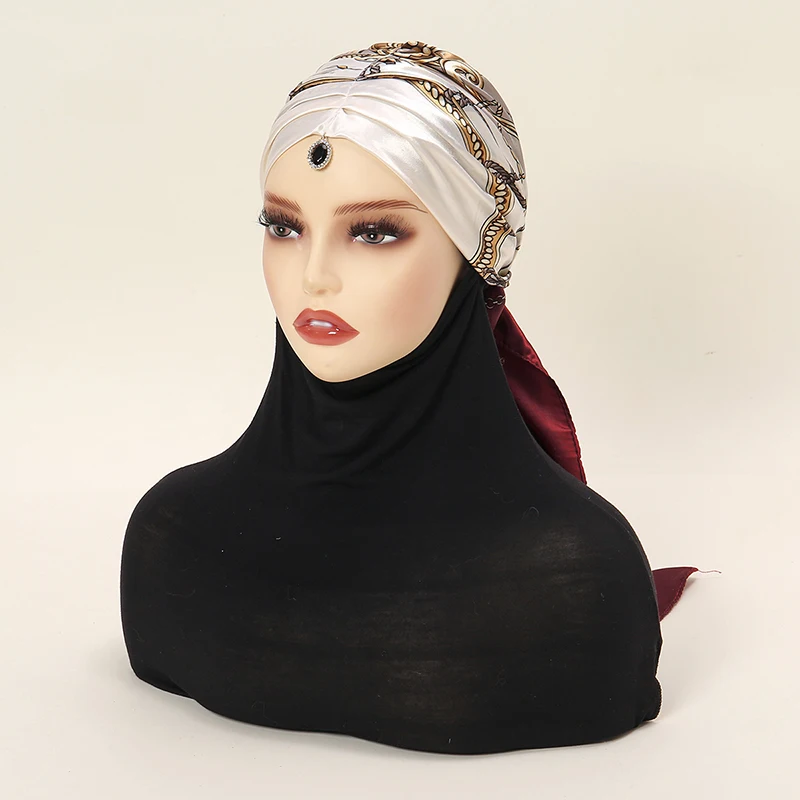 Indian Satin Silk Pendant Triangular Headscarf Women Chain Printed Hijab Scarf Ledies Ethnic Style Turban Scarves  135*50cm