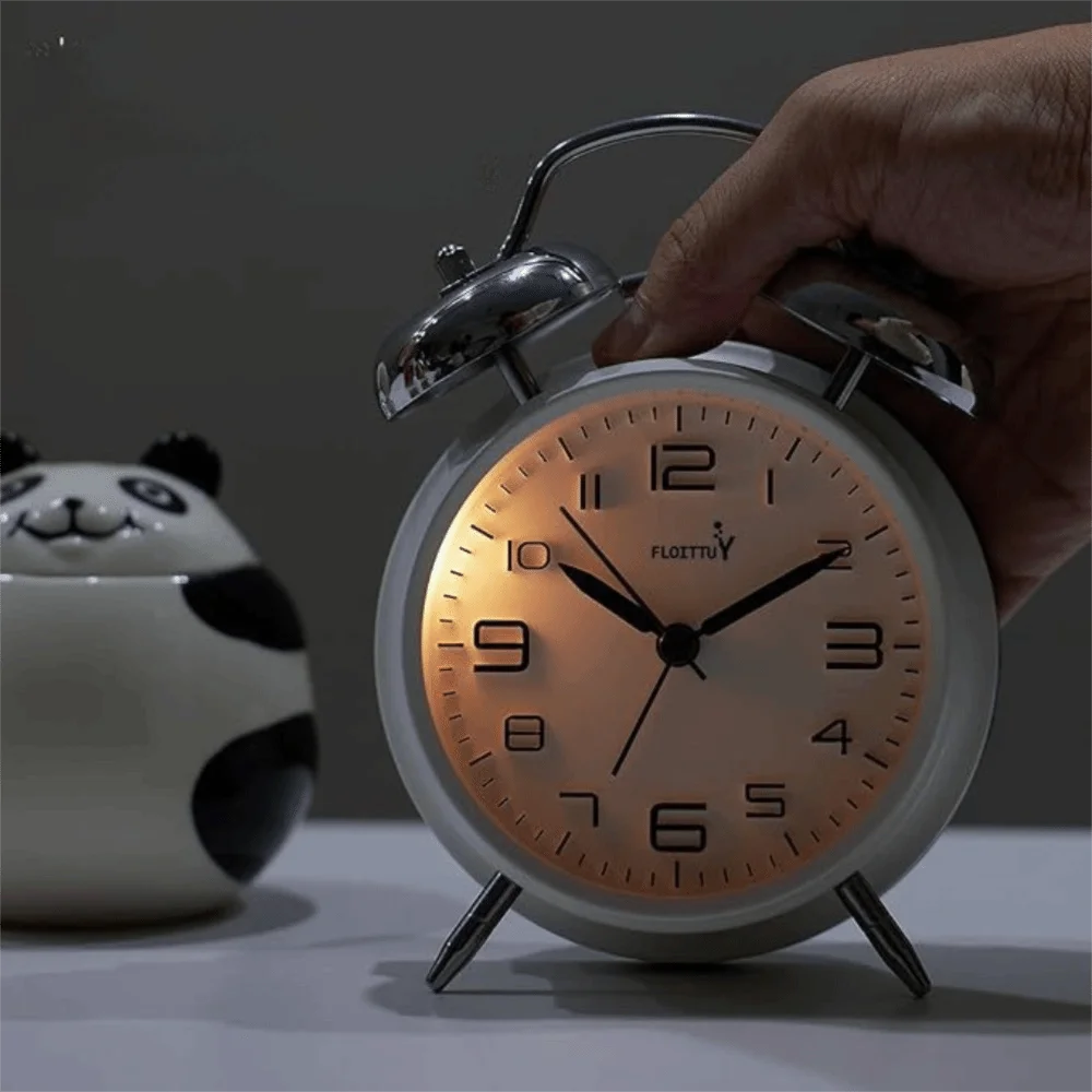 

Creative 4 Inch Twin Bell Loud Alarm Clock Luminous Non-Ticking Student Alarm Clock Metal Frame Silent Mute Table Clock Bedroom