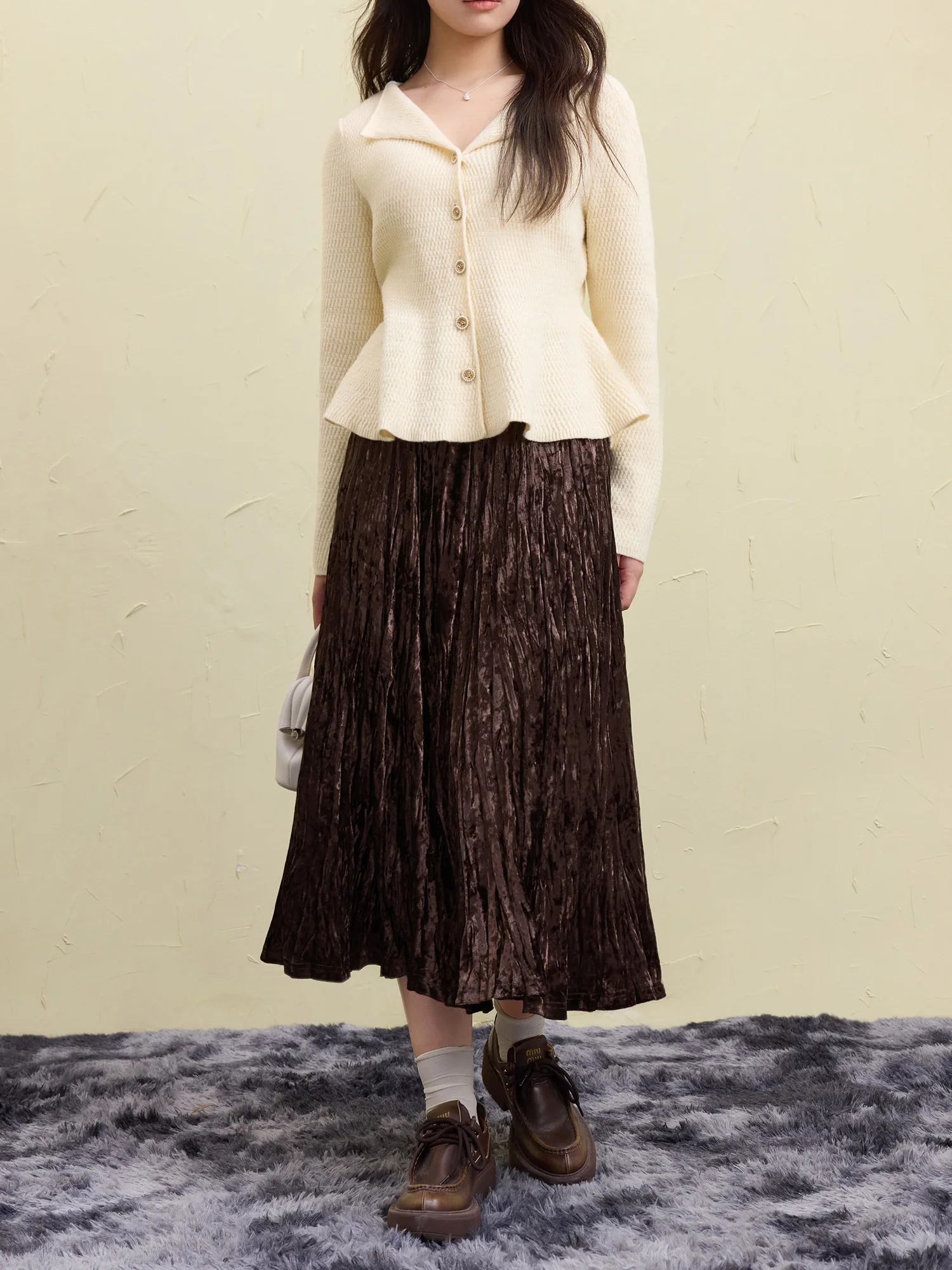 DUSHU Women Winter Velvet Skirts Retro Brown Female Long Thicken A-LINE Skirt Elastic Waist Design Elegant Skirt 24DS84644