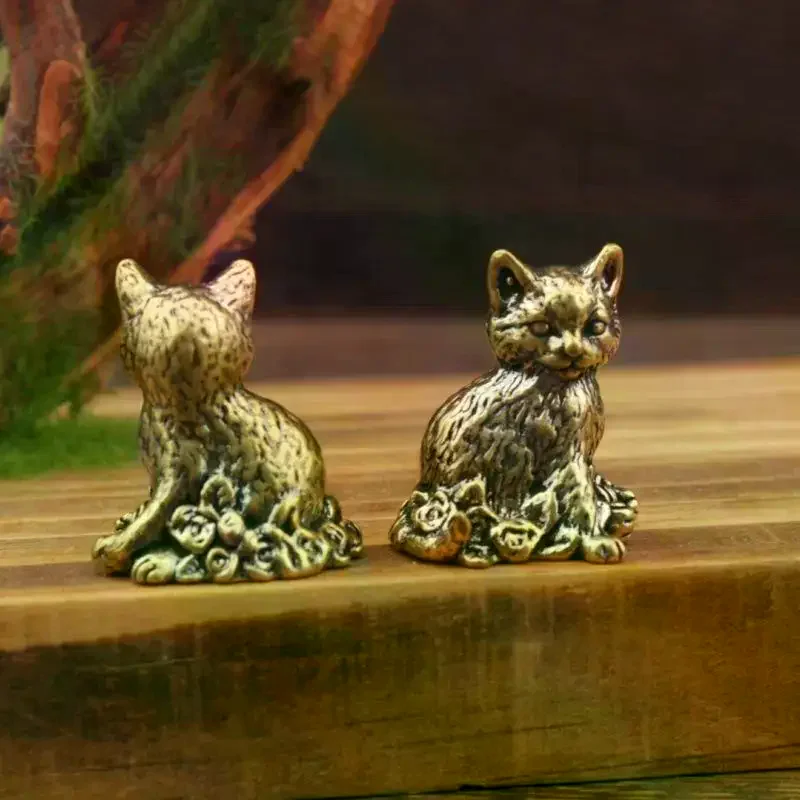 Cute Cat Pocket Holder Vintage Small Tea Pet Ornament Animal Pussycat Figurines Miniatures Desk Decorations Brass
