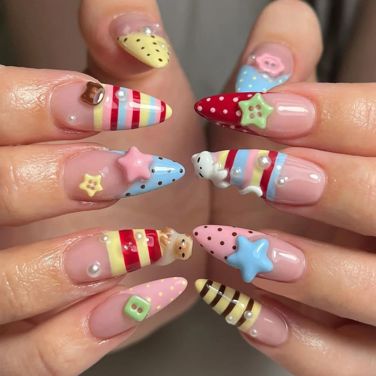 24pcs Colorful Stripes Polka Dot French False Nails 3D Cartoon Button Star Cat Designs Prss On Nails Wearable Almond Fake Nail
