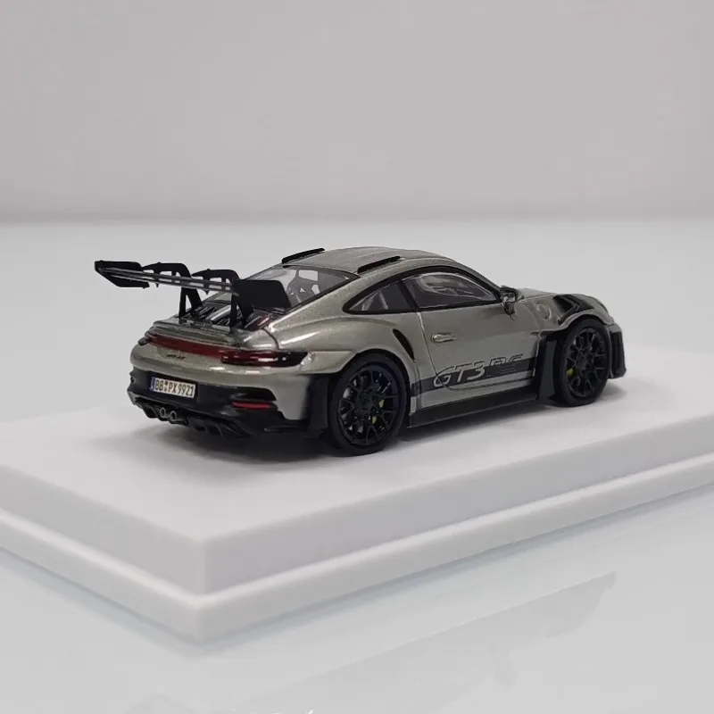 Diecast 1/64 Scale 992 Porsche 911 Alloy Car Model Porsche GT3 RS Model Car Toys for Boys Gift Collectible Ornament Gift Box