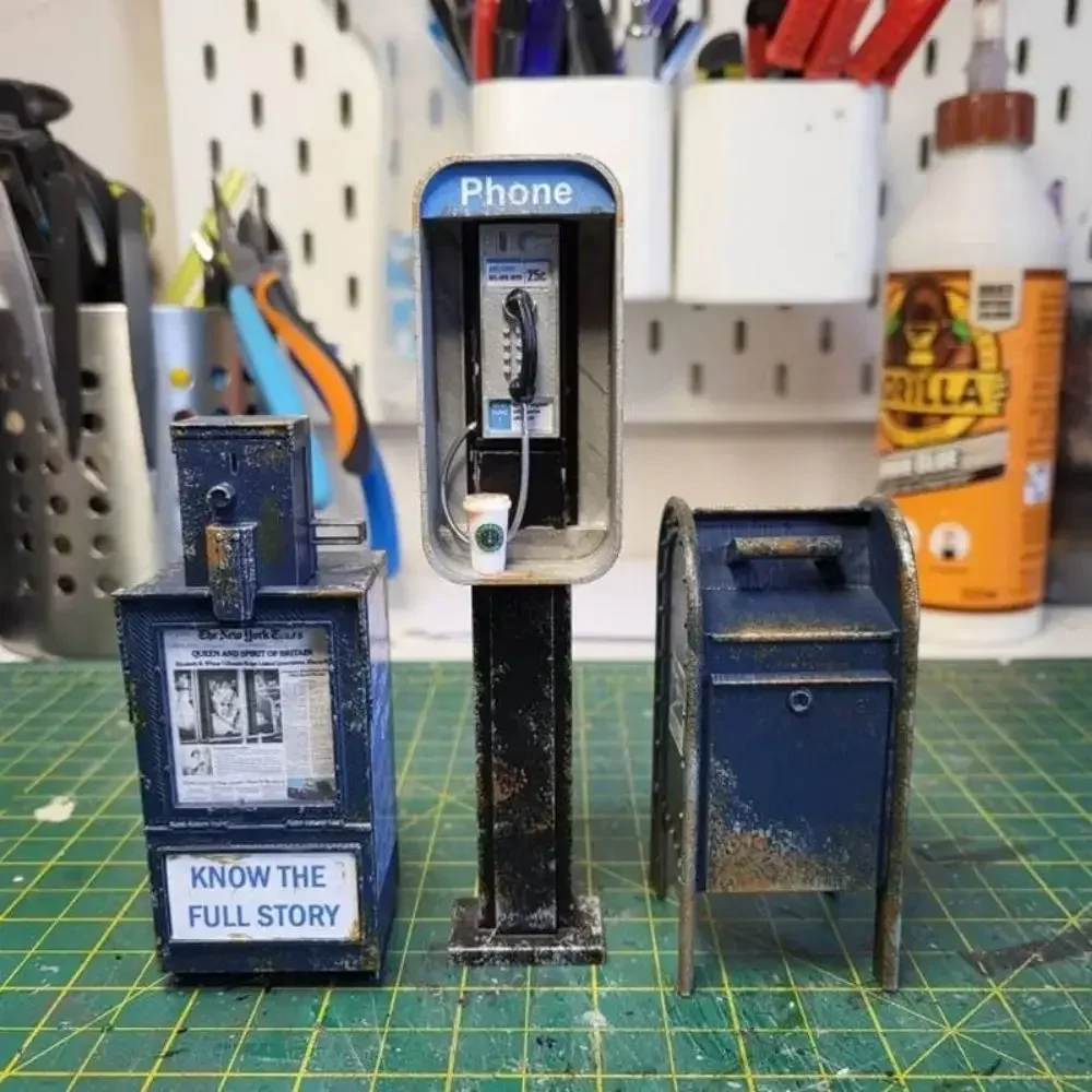 Handmade Miniature American Payphone In 1:12 Scale American Street Replica Small Ornaments Miniature American Mailbox Ornament