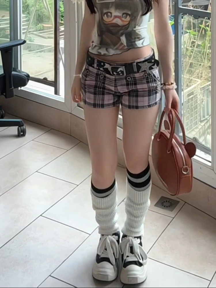 

Большие размеры Американские фиолетовые клетчатые джинсовые брюки с низкой талией Super ort Женские брюки Y2K Spicy Girl Design A-Line Модные шорты с запахом