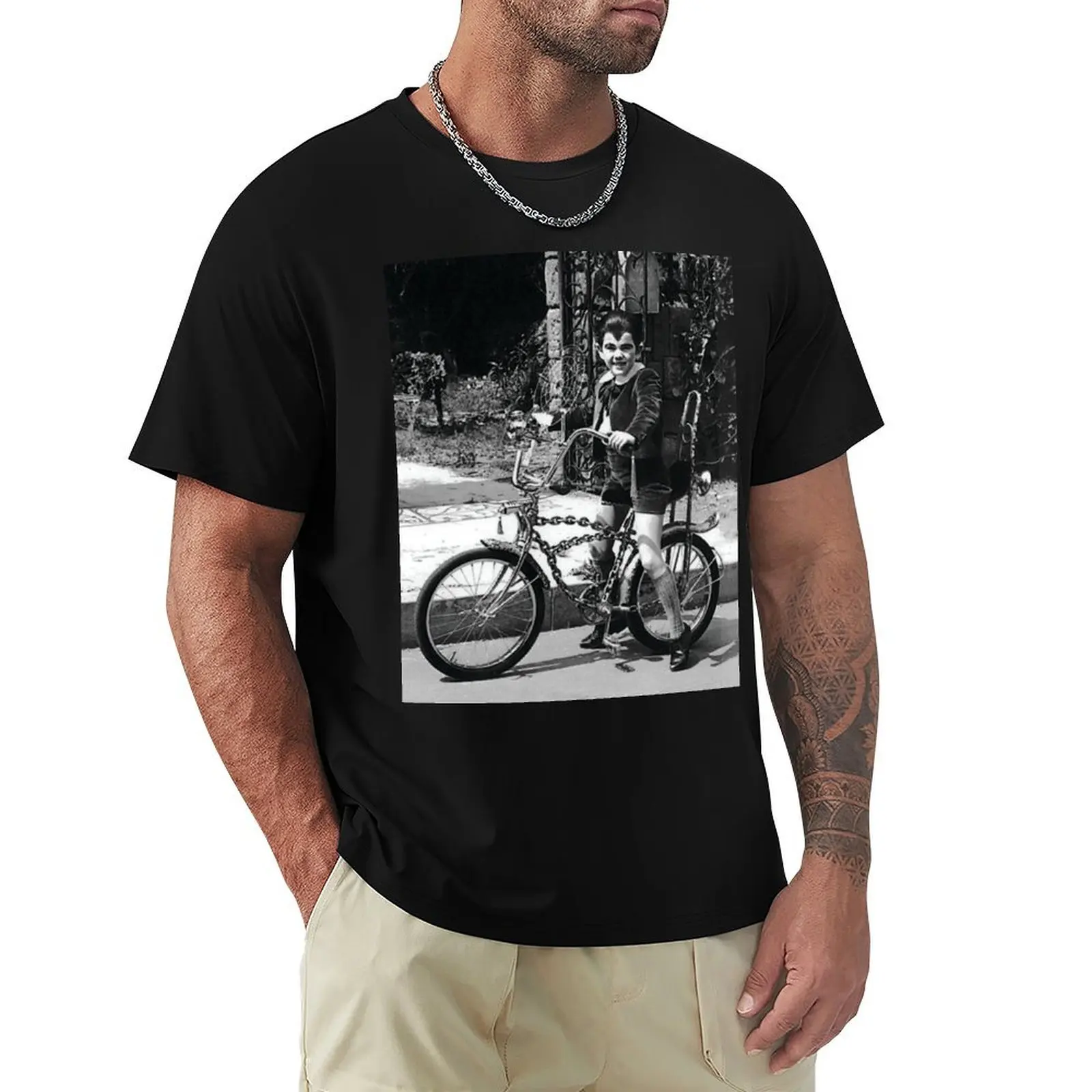 Eddie Munster on Chain Stingray Bike T-Shirt Big Size Daily Wear T-Shirt