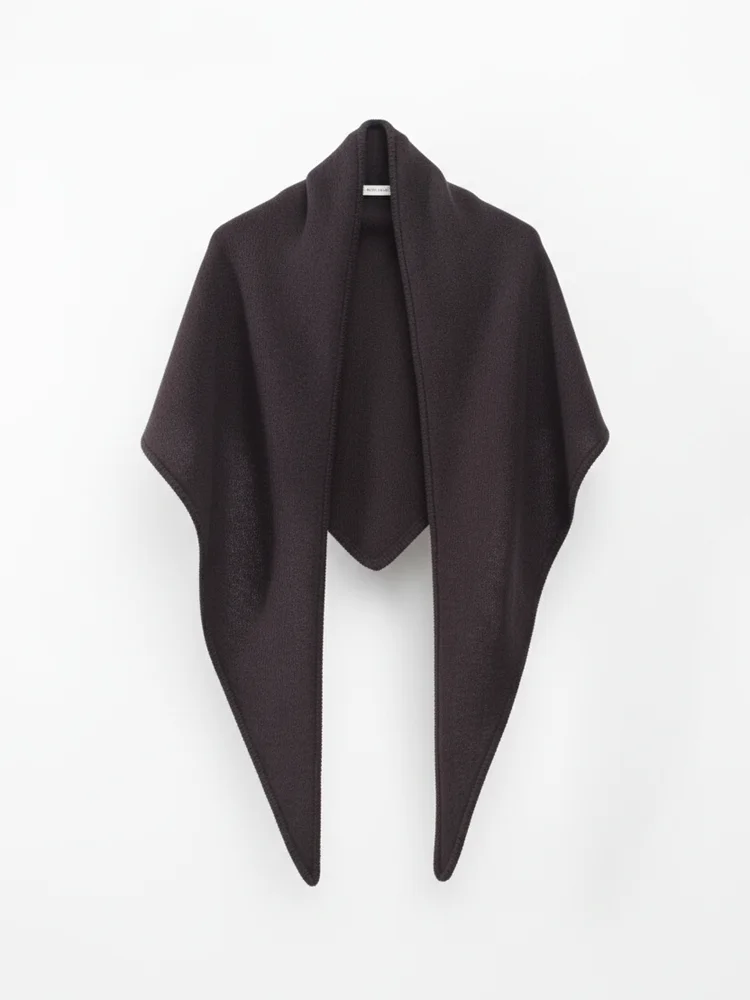 autumn-winter-new-e-knitted-wool-scarf-soft-cozy-women's-faion-sensation-acoustoge-brand-camere-scarf-awl