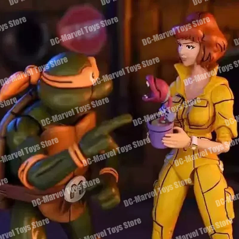 In Stock Neca Tmnt Turtles Yellow Clad Female Journalist Ornaments Desk Decora Anime Action Figures Collection Model Gifts Toys