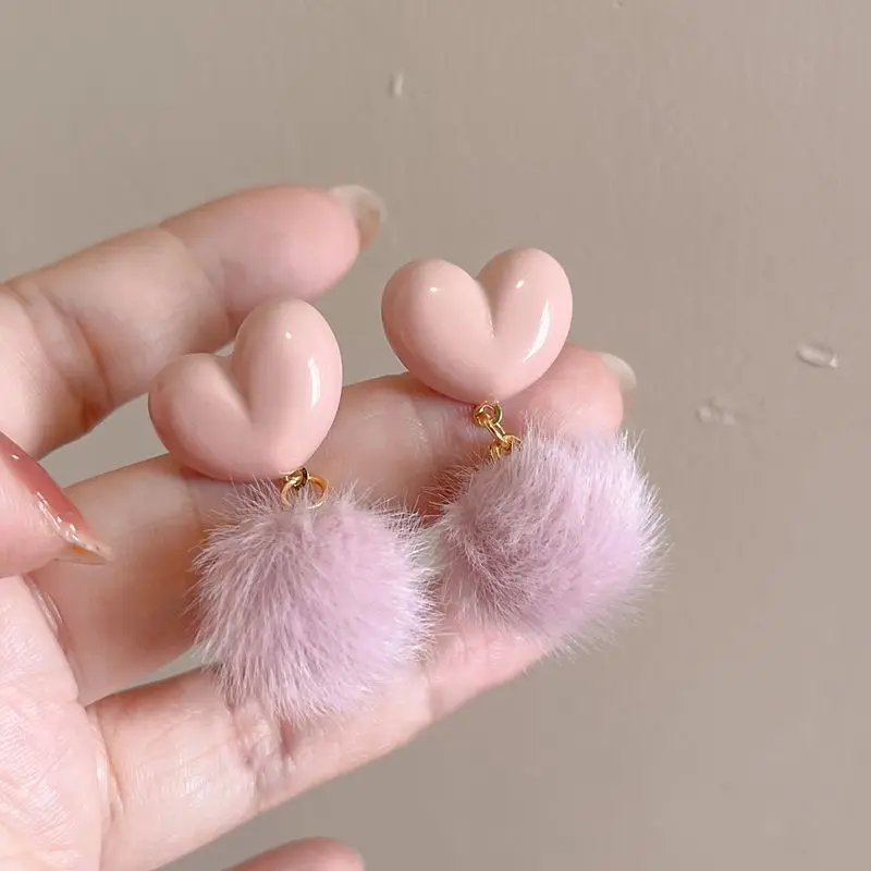 الخريف موضة Pompom الكرة قلادة الراتنج القلب وأقراط للنساء الكورية الحلو الفتيات الحب القرط مجوهرات حفلة عيد ميلاد #5