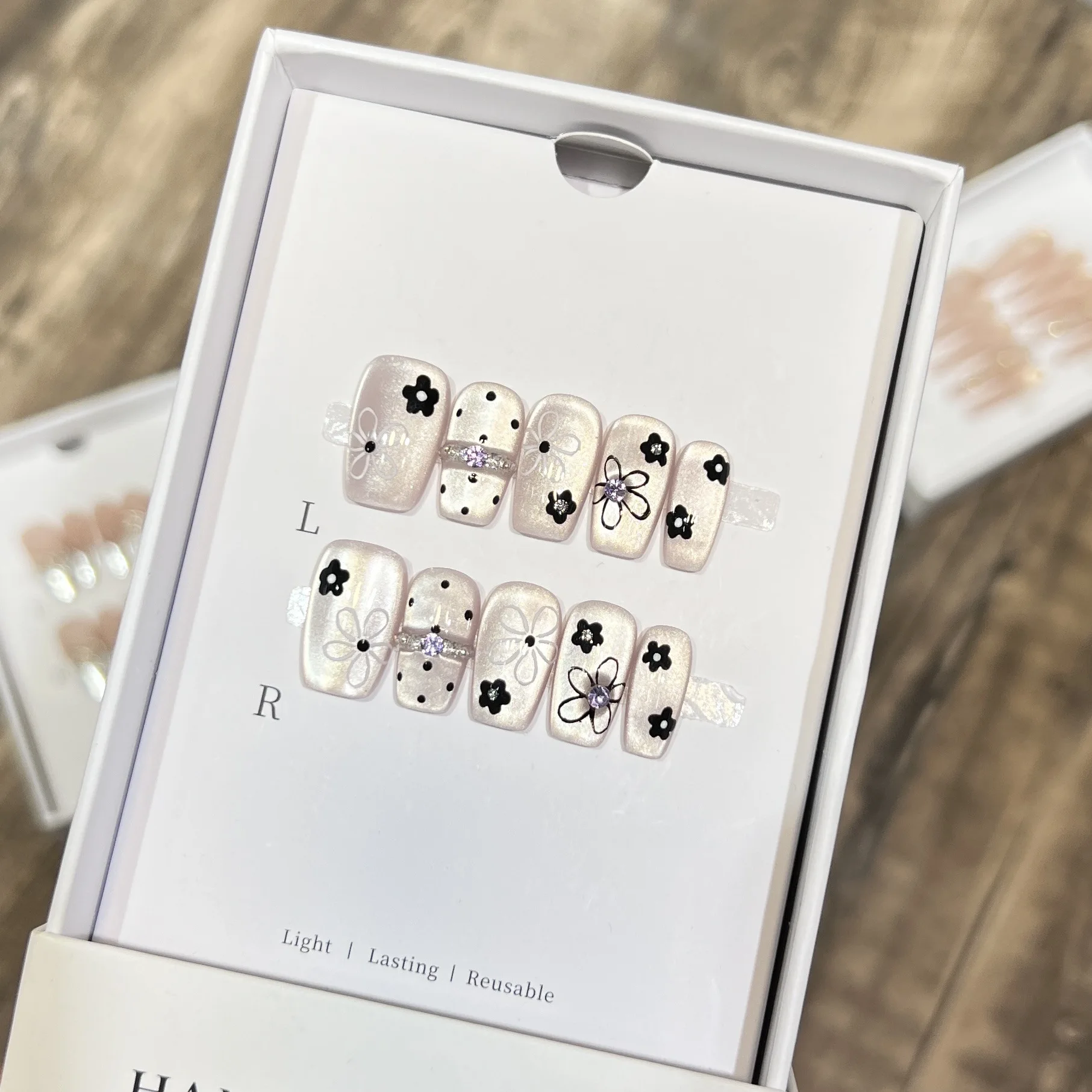 10 قطعة الصحافة اليدوية على الأظافر لطيف الأرجواني وهمية مسمار عين القط حجر الراين تصميم منتصف طول مربع أظافر صناعية يمكن ارتداؤها مسمار الفن #5