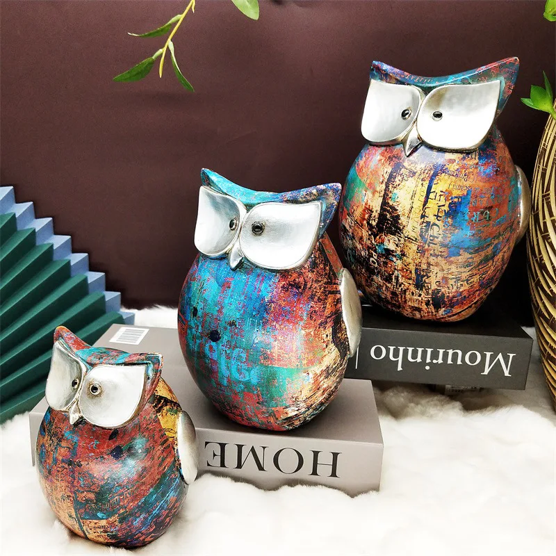 

European colorful resin crafts owl ornaments home wine cooler living room water transfer decorations