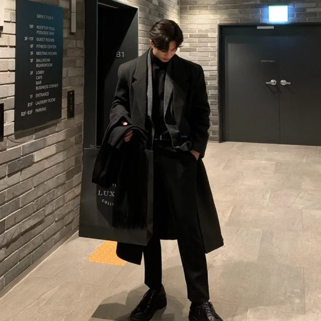 

Мужской кожаный тренчкот: элегантный, молодежный, стильный, с контрастными вставками из вельвета, защита от непогоды, качественный, с капюшоном, вощеный.