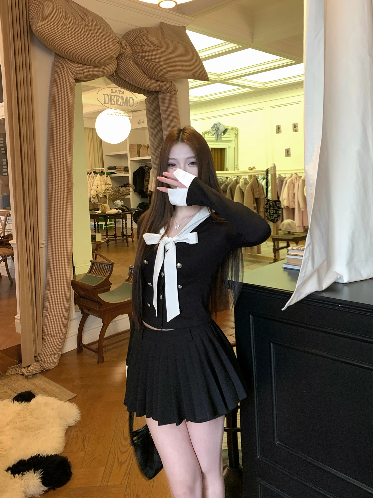 

EU Pre-Spring Knitted Long Sve Top with Fake Two-Piece Design And Bow Detail College Sle Women's Faion