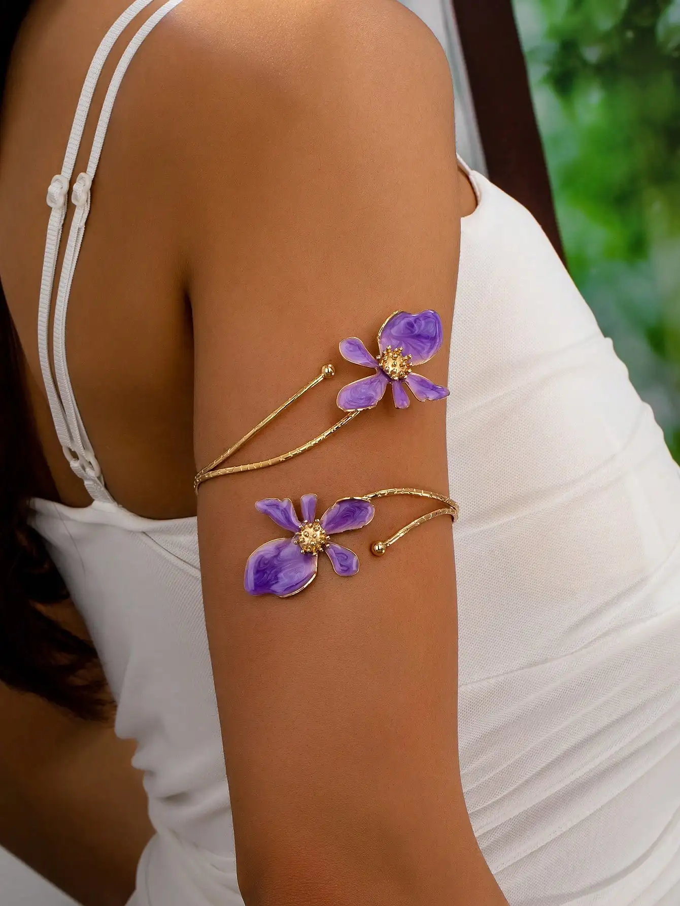 

1pc Fashion Drippy Dopamine Flower Arm Cuff, For Women, Suitable For Vacation & Travel
