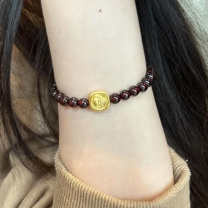 

Античный позолоченный браслет из бисера Майтрейи с красным гранатом, женский уникальный минималистичный дизайн, регулируемый духовный подарок для нее