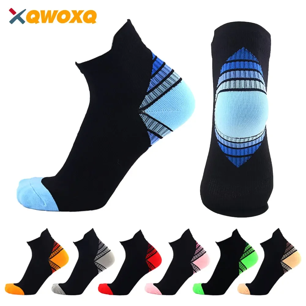 1 Pair Sports Compression Running Socks Foot Ankle Support, Cushioned Athletic Crew Socks with Arch Support for Men and Women