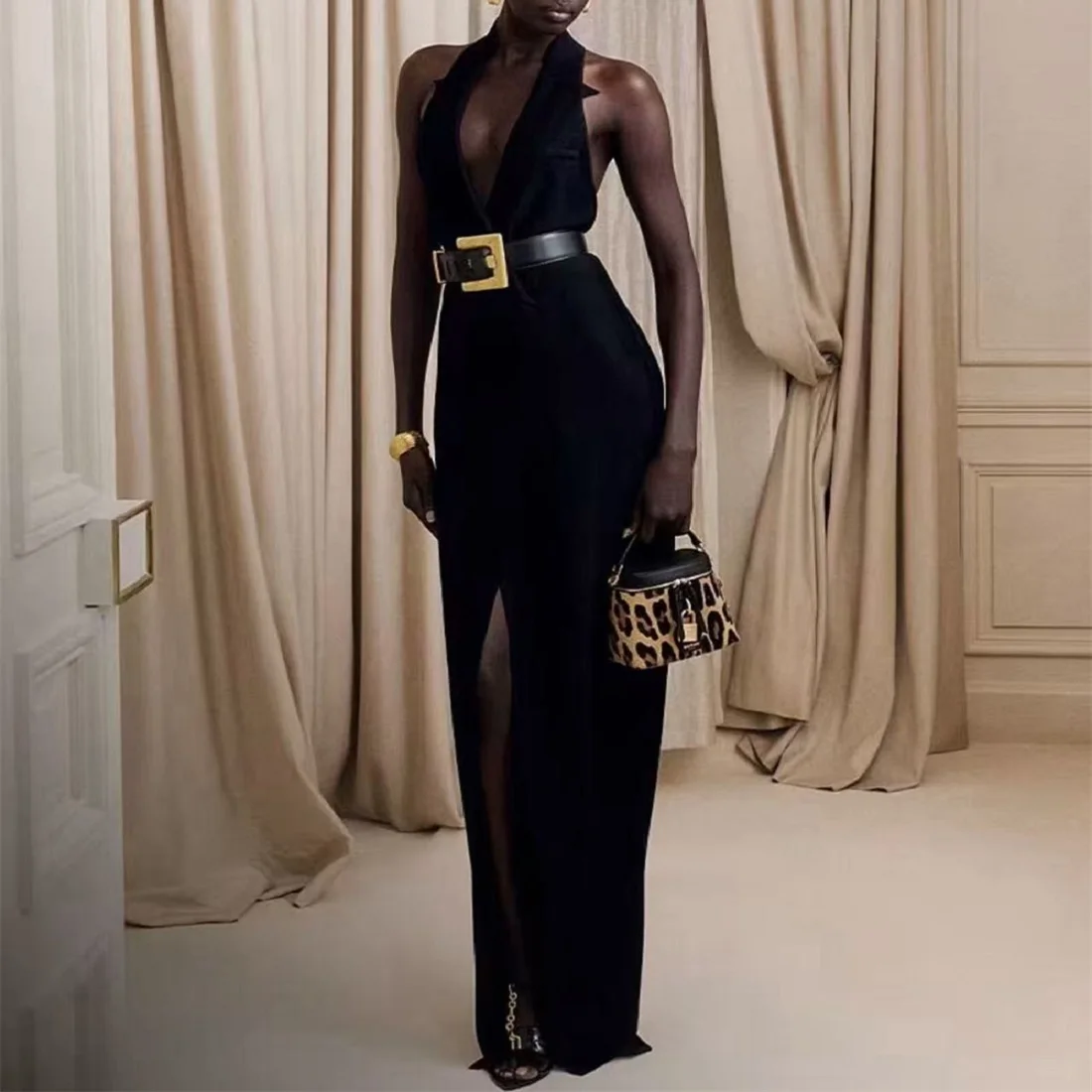 2025年夏 レディース ホルターネック ベルト付きワンピース、ダブルブレスト、セクシーなレディース タンクワンピース、y2k新作、高品質パーティードレスブラ