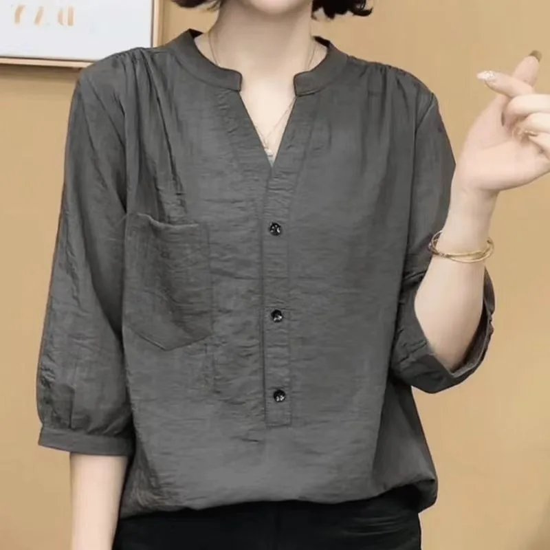 

Women's Shirt Loose-Fit Half-Sleeve Blouse