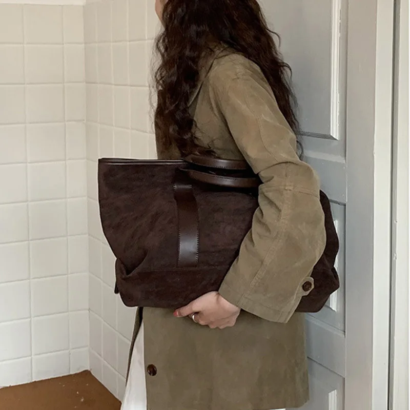 

Whiterm Korean Style Autumn Winter Women's Bag Vintage Velvet Large Capacity Handbag Trendy Tote Bag Meticulously Designed