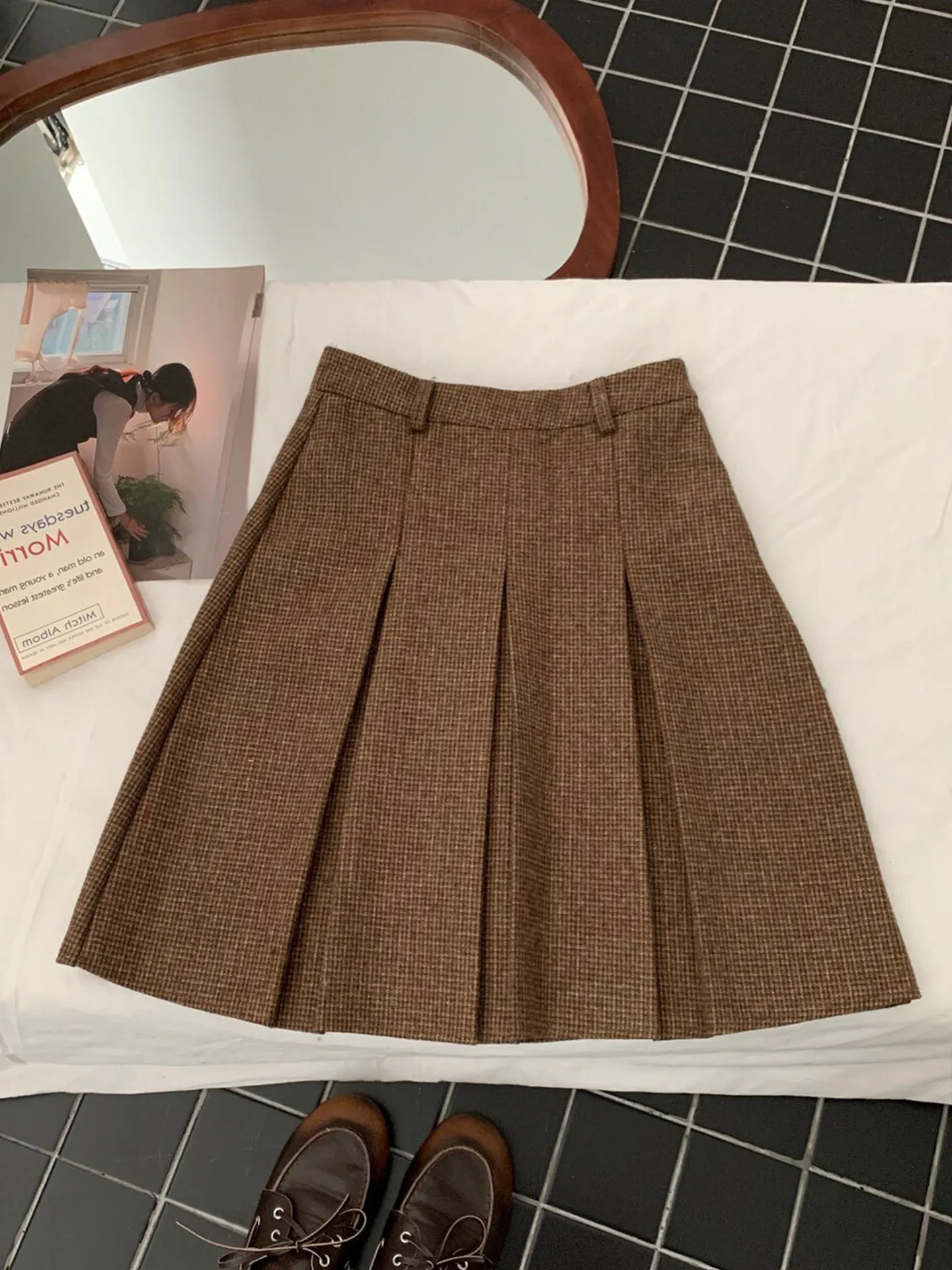 Vintage Woolen Fall Winter Long Skirt Female Preppy Style High-waisted Pleated Skirts New Thicken Casual Loose A-line Skirt D829
