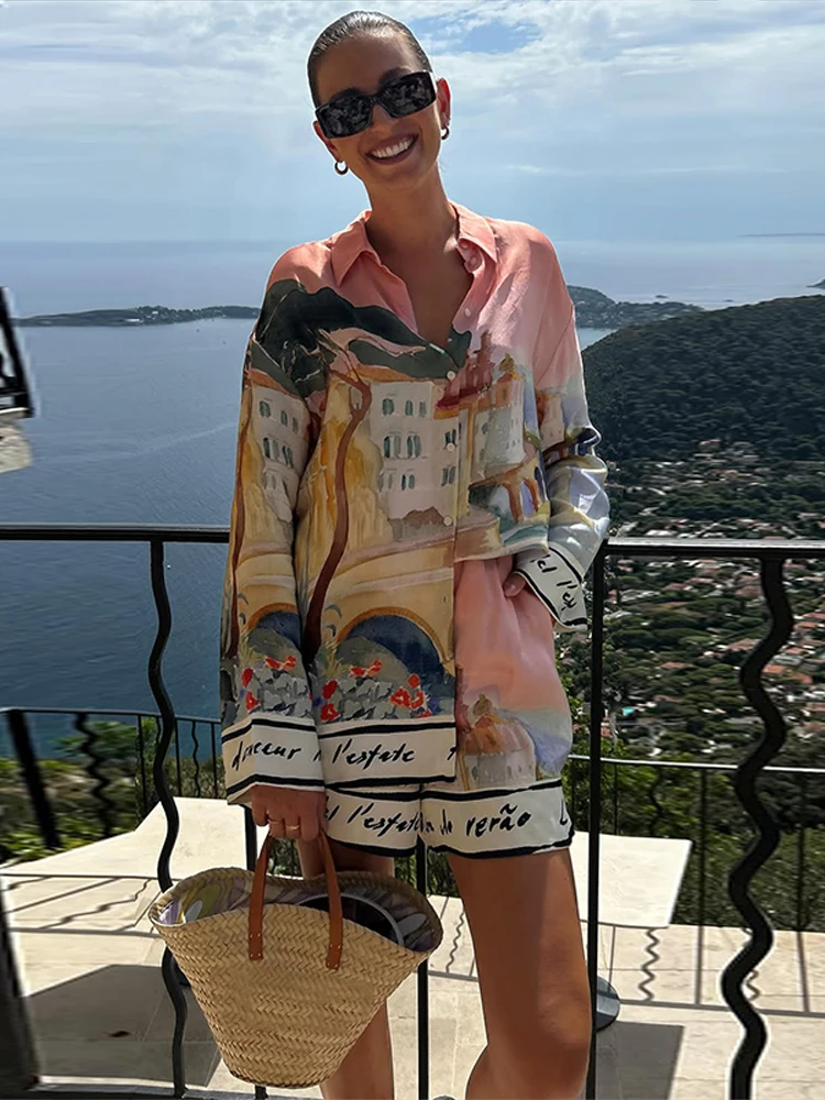 Модный женский костюм-двойка с цветочным принтом, однобортный топ с отложным воротником и длинными рукавами, короткие брюки, лето 2025 г., женский повседневный комплект