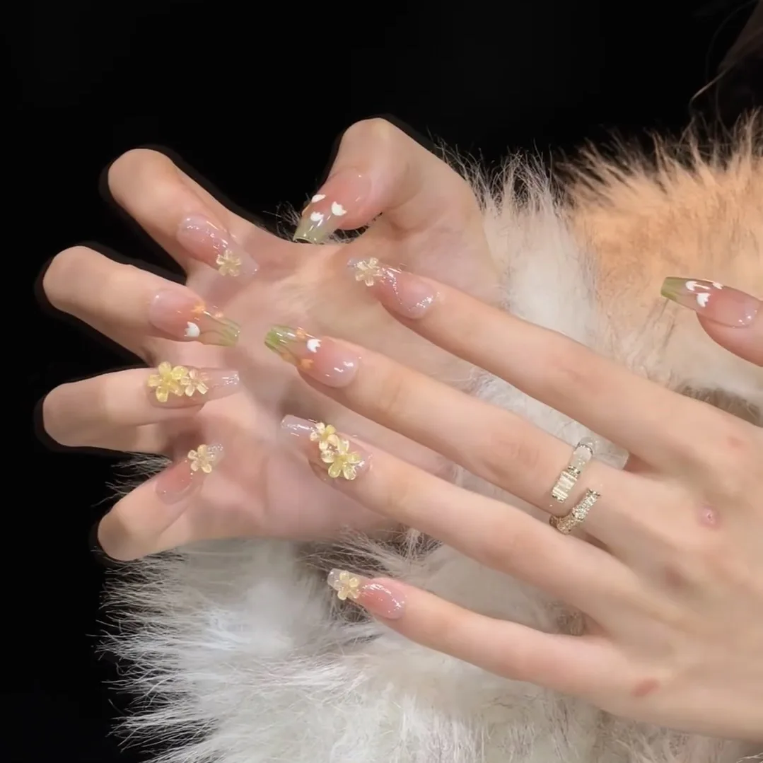 24 قطعة تصميم فراشة لامعة مجموعات الأظافر وهمية يمكن ارتداؤها البني منتصف طول نعش أظافر صناعية الفن الباليه اضغط على الأظافر لفتاة