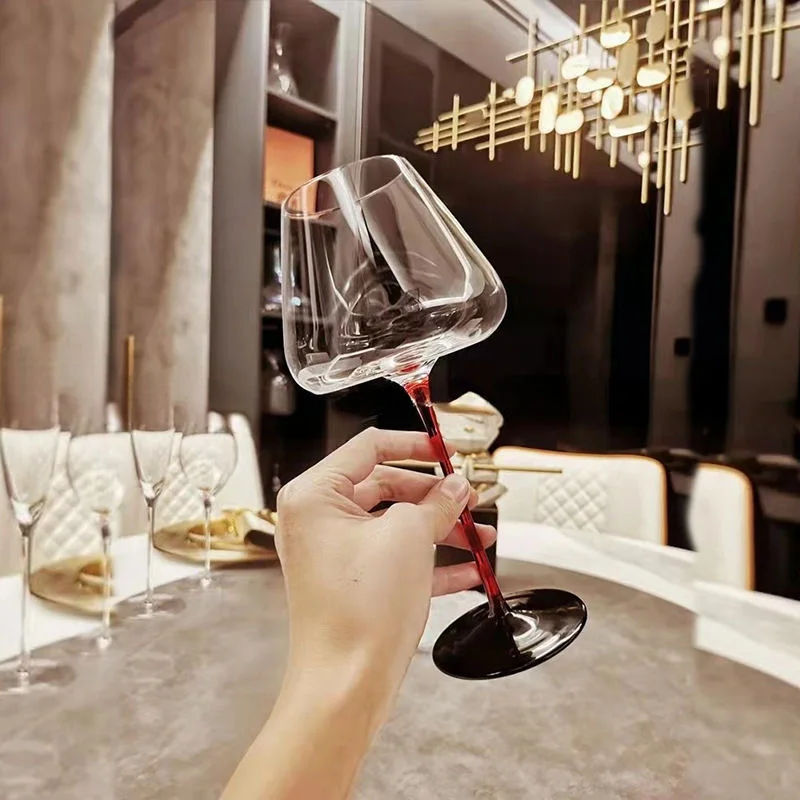 720ml Large Capacity Red Wine Glasses High Wine Glass Set Home High Value Crystal Glass Burgundy Wine Glass High Bar Barware