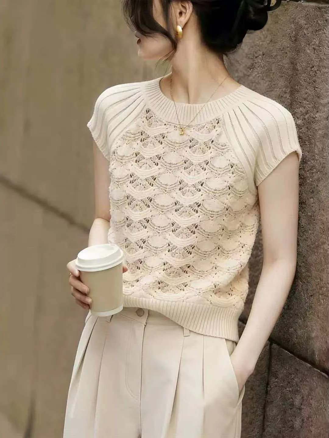 

Korean Style Pure Color Ice Silk Knitted Top Hollow out Short Sleeve Design Summer New Fashion Anti-Aging Women's Silk Shirt