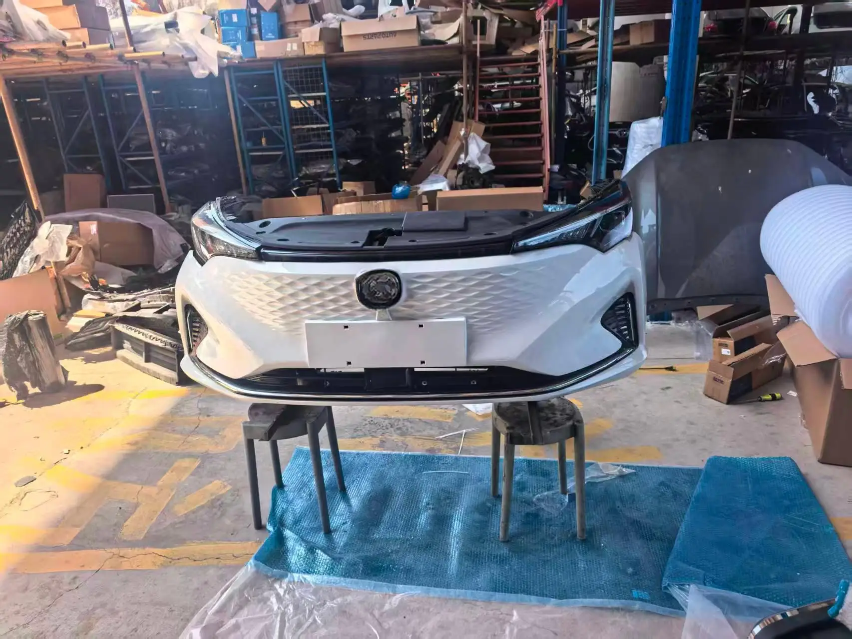 High Quality Automobile Front Bumper C211F271301-0200 for ChangAn Yidong EV460 Auto Parts Car Bumpers Replacement Parts