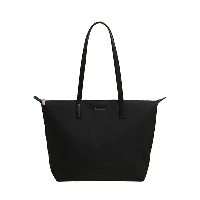 

Simple Casual Versatile Nylon Large Capacity Shoulder Bags Solid Zipper Classic Commute High Quality Women's Tote Bags 2025 New