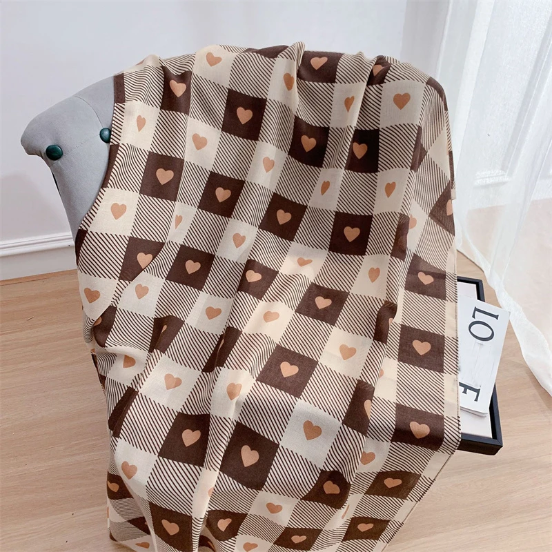 Fashion Solid Cotton Scarf Printed Grid Heart Shawl Women Scarves Beach Travel Outdoor Sunscreen Hijab Female Head Wraps 180*85c