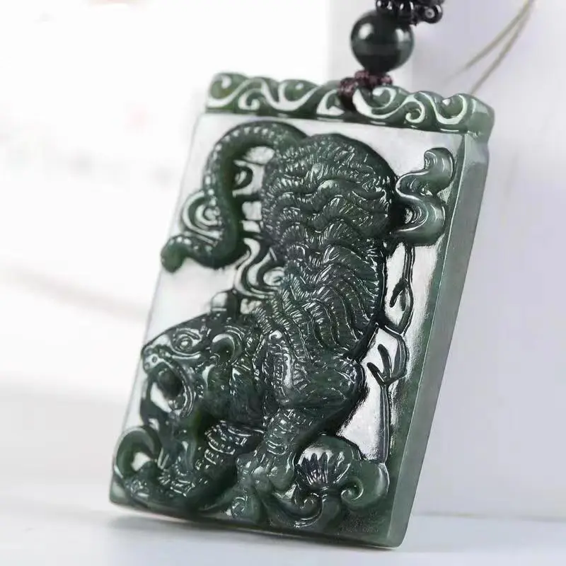 

Natural high-quality Hotan Jade downhill tiger jade pendant men and women's tiger zodiac pendant carving jade pendant necklace