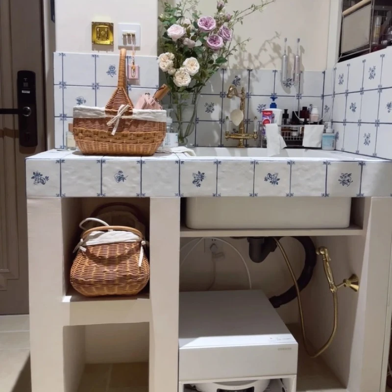 

Natural Handwoven Picnic Hamper with Liner Rattan Weaving Ingot Basket Multipurpose Fruit & Flower Basket Bohemian Home Decor