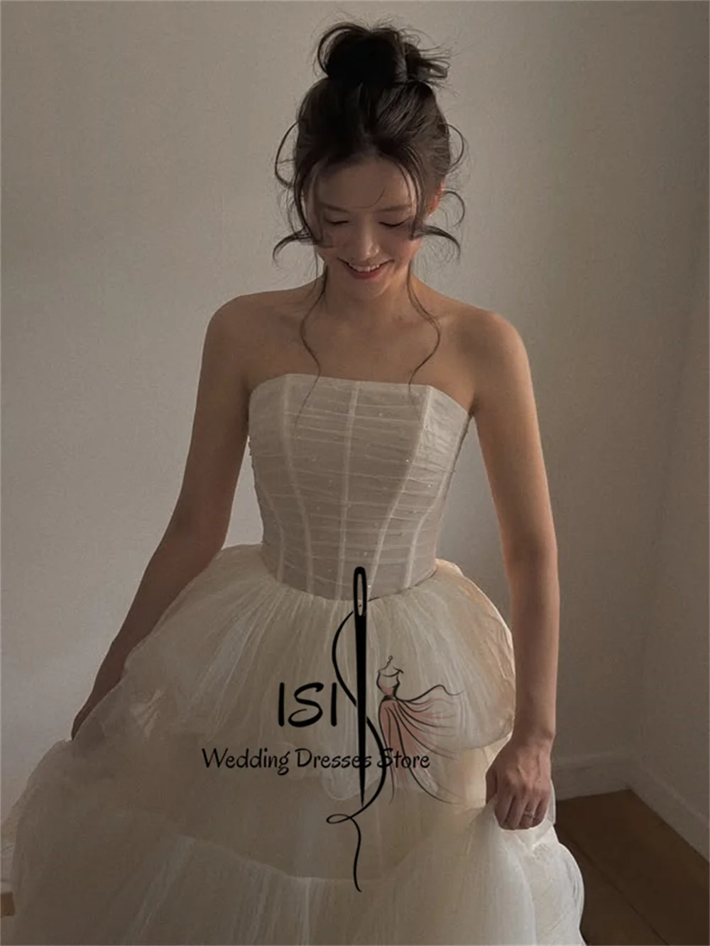 ISI Fluffy Tulle Strapless A Line Wedding Dresses Korea Photo shoot Ball Gown Princess Snap Dresses for Bride Customized