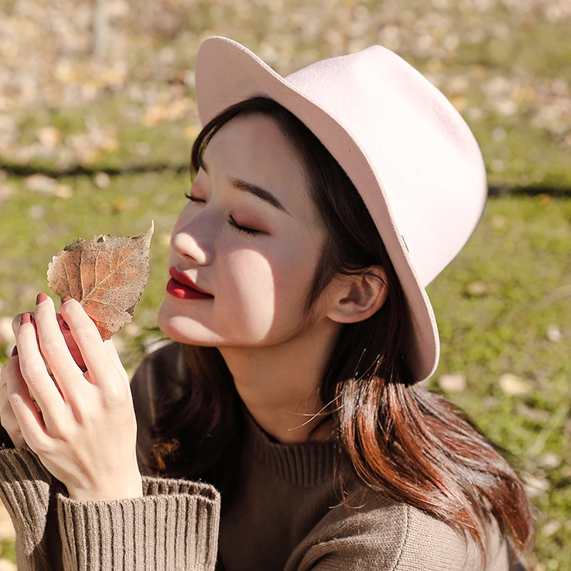 l-woolen-jazz-hat-with-belt-flat-brim-retro-ladies-street-sle-cap-autumn-winter-faionable-travel-accory-for-women