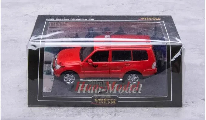 SunStar 1/43 For Mitsubishi Pajero 2011 Macau fire truck Alloy Model Car Boys Birthday Gifts Hobby Display Collection Ornaments