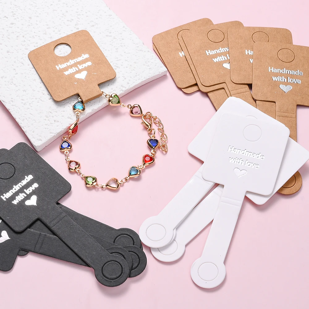 50 Stück Faltbare Armband-Displaykarten Selbstklebend Kraftpapier Weiße und Schwarze Karten-Etiketten für Schmuckverpackungen und Bastelmesse-Zubehör – Detail 4