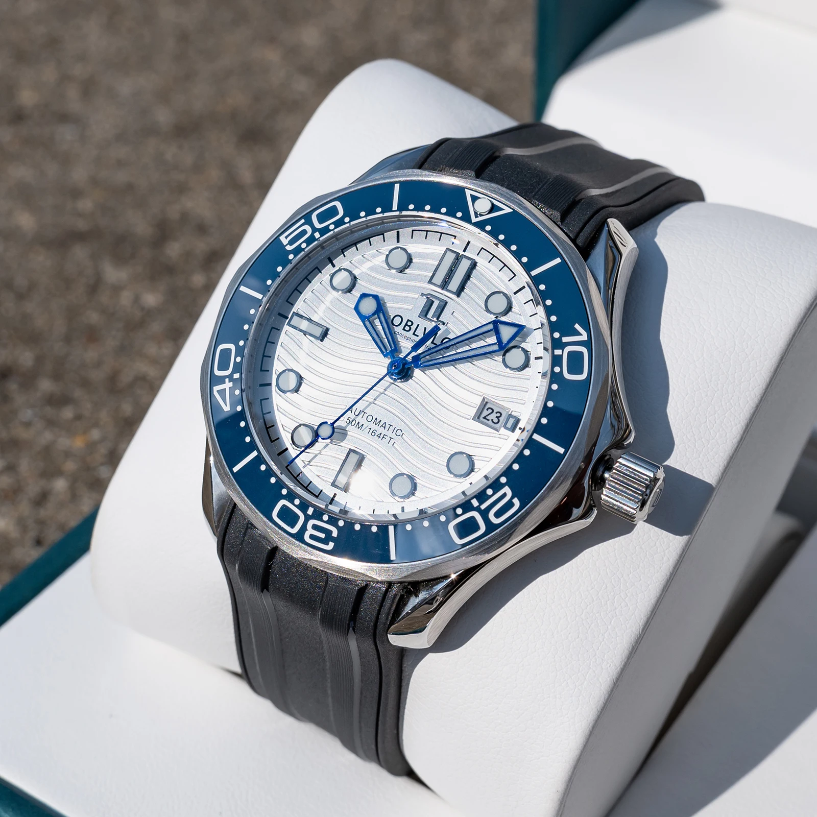 

OBLVLO Luxury Men's Brand Automatic Simple Watch Luminous 50m Waterproof Rubber Band Mechanical Sport Watches OM-SIM